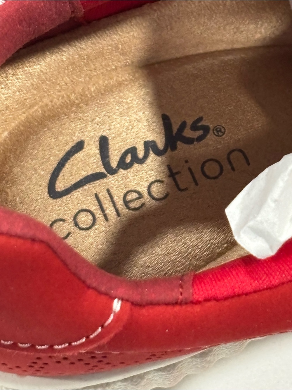 New without tags Clark’s Red Side Zip Tennis Shoes, Size 8 - Picture 6 of 7